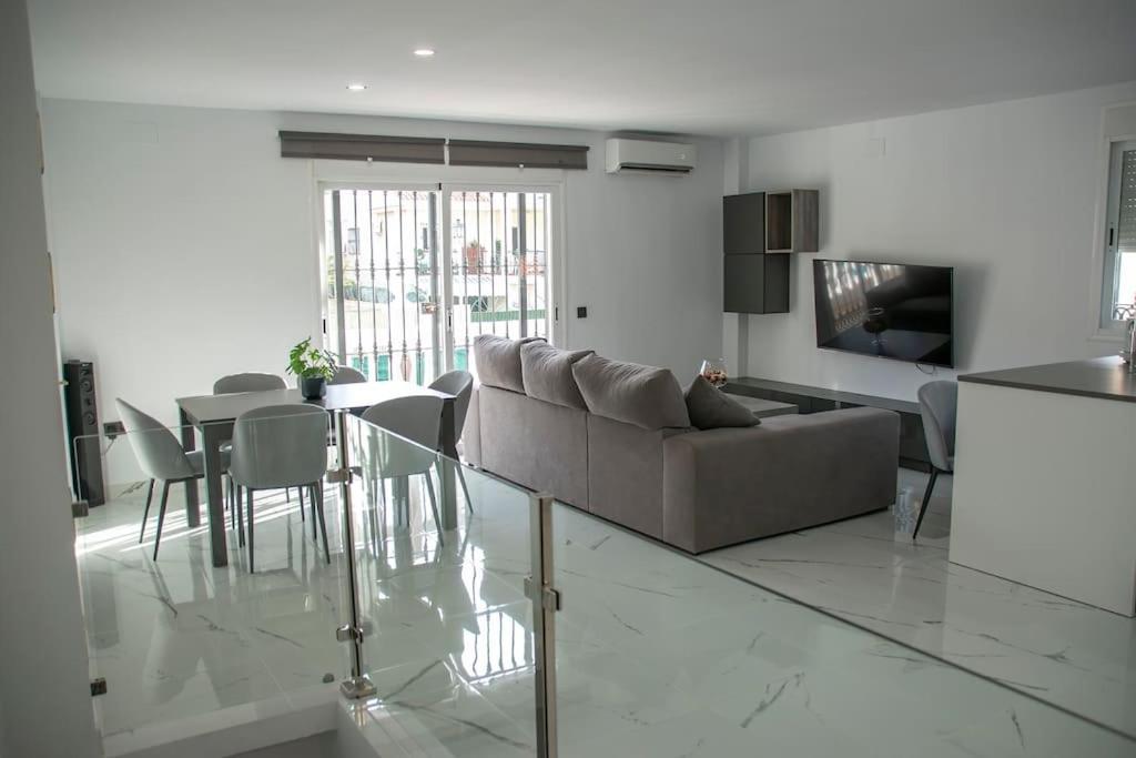 Villa El Olivo อาเลาริน เดลา ตอร์เร ภายนอก รูปภาพ